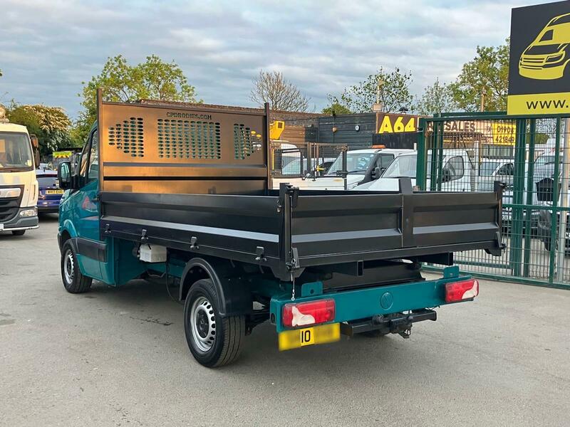 Used Volkswagen Crafter 2010 for sale - 77906116: Photo 2