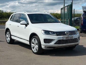 Used Volkswagen Touareg 2016 for sale - 78975829: Photo