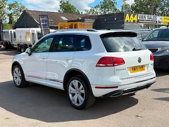Used Volkswagen Touareg 2016 for sale - 78975829: Photo