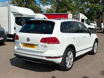 Used Volkswagen Touareg 2016 for sale - 78975829: Photo