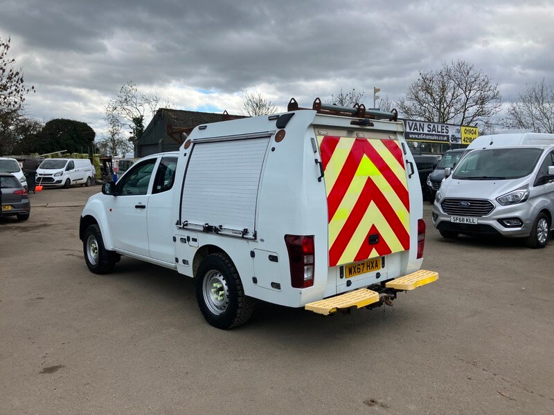 Used Isuzu D-Max 2017 for sale - 77836518: Photo 4