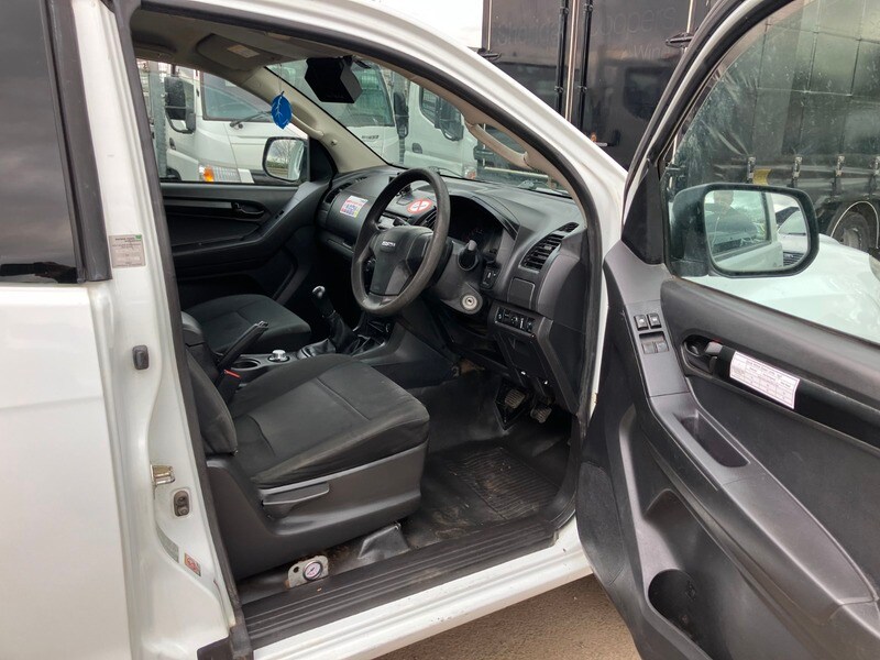 Used Isuzu D-Max 2017 for sale - 77836518: Photo 6