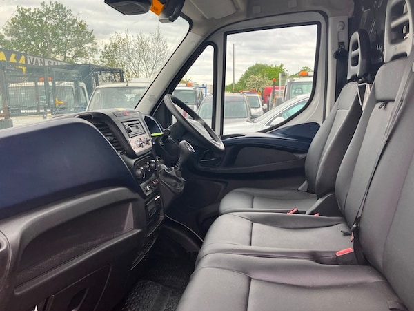 Used Iveco Daily 2017 for sale - 74684663: Photo 9