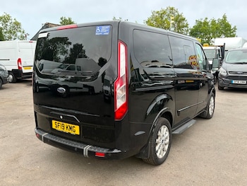Used Ford Tourneo Custom 2019 for sale - 79619802: Photo