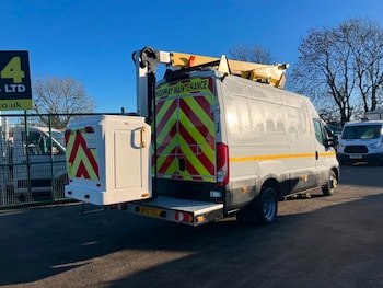 Used Iveco Daily 2017 for sale - 77107356: Photo
