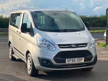Used Ford Tourneo Custom 2017 for sale - 75753523: Photo