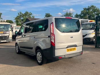 Used Ford Tourneo Custom 2017 for sale - 75753523: Photo