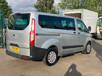 Used Ford Tourneo Custom 2017 for sale - 75753523: Photo