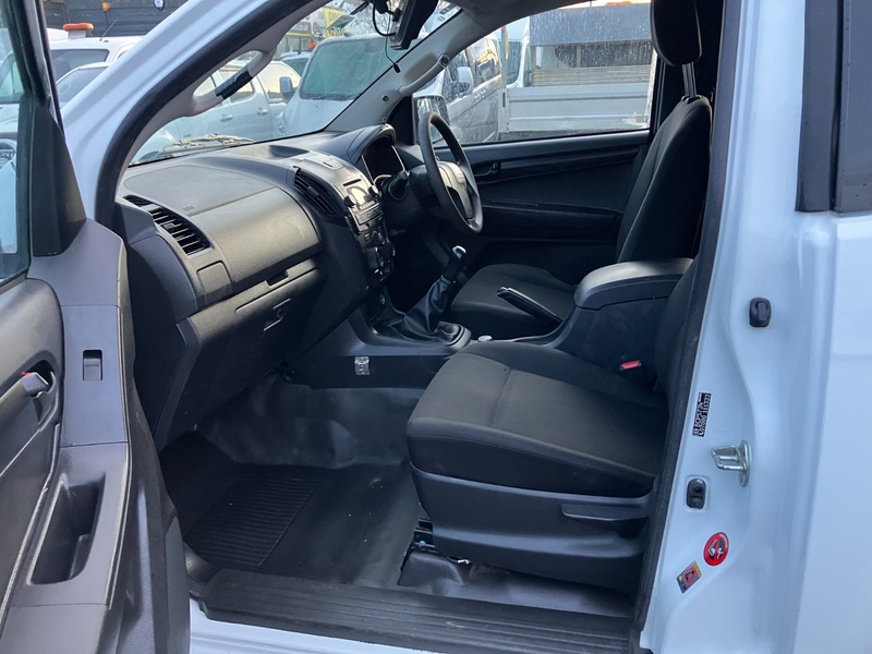 Used Isuzu D-Max 2015 for sale - 77213216: Photo 8