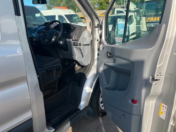 Used Ford Transit 2017 for sale - 75606849: Photo 5