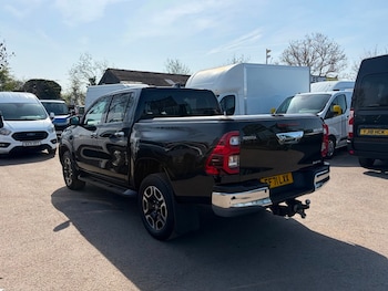 Used Toyota Hilux 2022 for sale - 78213165: Photo