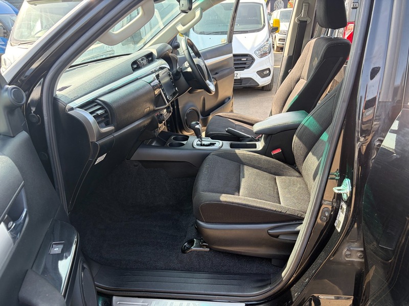 Used Toyota Hilux 2022 for sale - 78213165: Photo 9