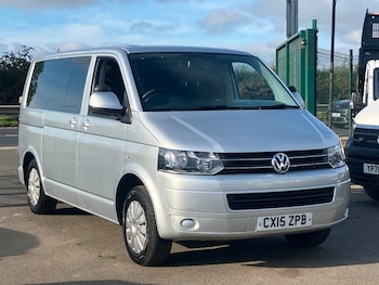Used Volkswagen Transporter Shuttle 2015 for sale - 76236329: Photo