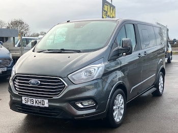 Used Ford Tourneo Custom 2019 for sale - 77179412: Photo