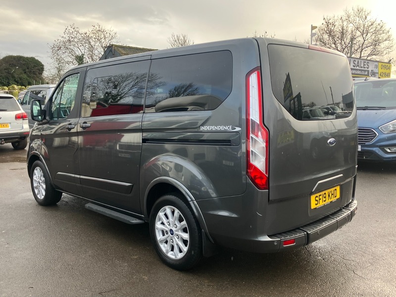 Used Ford Tourneo Custom 2019 for sale - 77179412: Photo 2