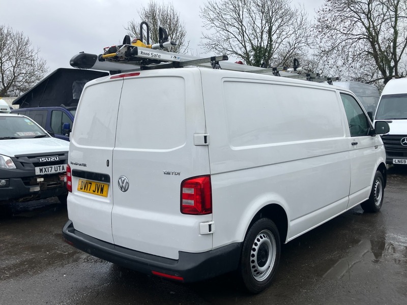 Used Volkswagen Transporter 2017 for sale - 77399944: Photo 4