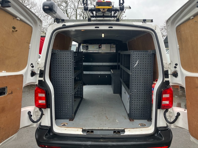 Used Volkswagen Transporter 2017 for sale - 77399944: Photo 9