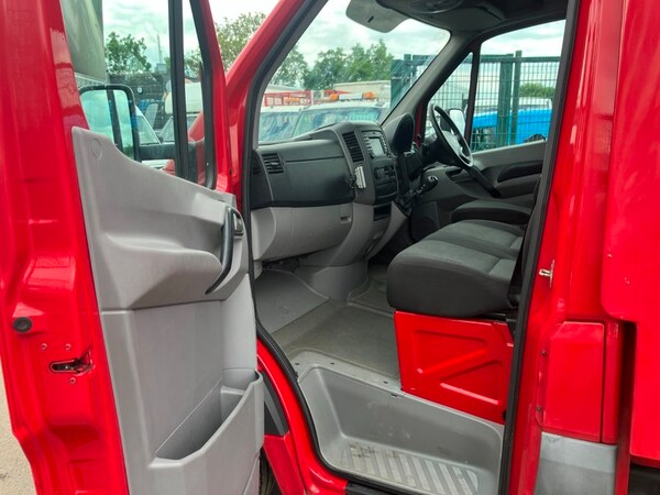 Used Volkswagen Crafter 2015 for sale - 68391663: Photo 4