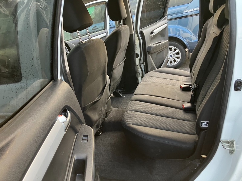 Used Isuzu D-Max 2017 for sale - 76863636: Photo 11