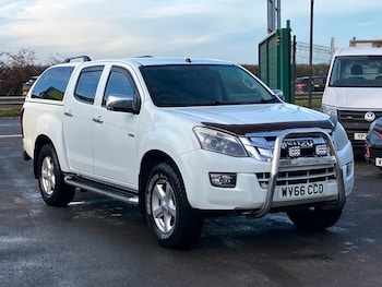 Used Isuzu D-Max 2017 for sale - 76863636: Photo