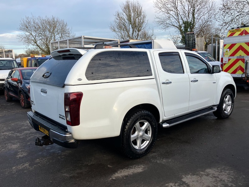Used Isuzu D-Max 2017 for sale - 76863636: Photo 4