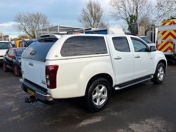 Used Isuzu D-Max 2017 for sale - 76863636: Photo