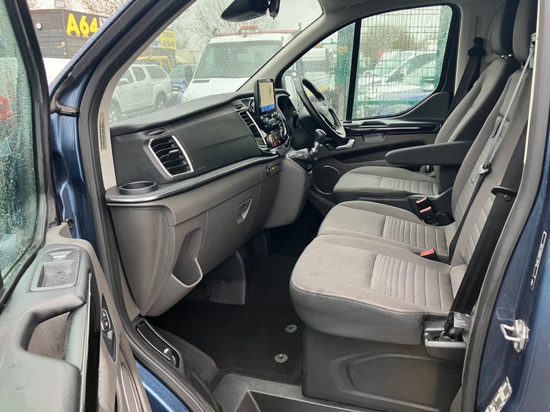 Used Ford Tourneo Custom 2020 for sale - 76855321: Photo 9