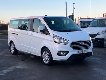 Used Ford Tourneo Custom 2022 for sale - 76798943: Photo
