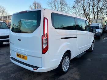 Used Ford Tourneo Custom 2022 for sale - 76798943: Photo