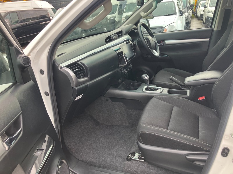 Used Toyota Hilux 2022 for sale - 76439680: Photo 11