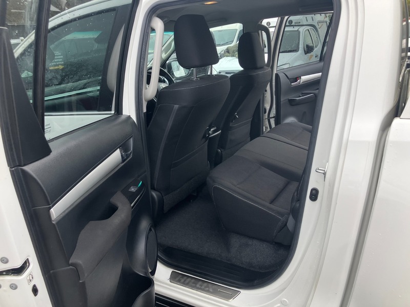 Used Toyota Hilux 2022 for sale - 76439680: Photo 12