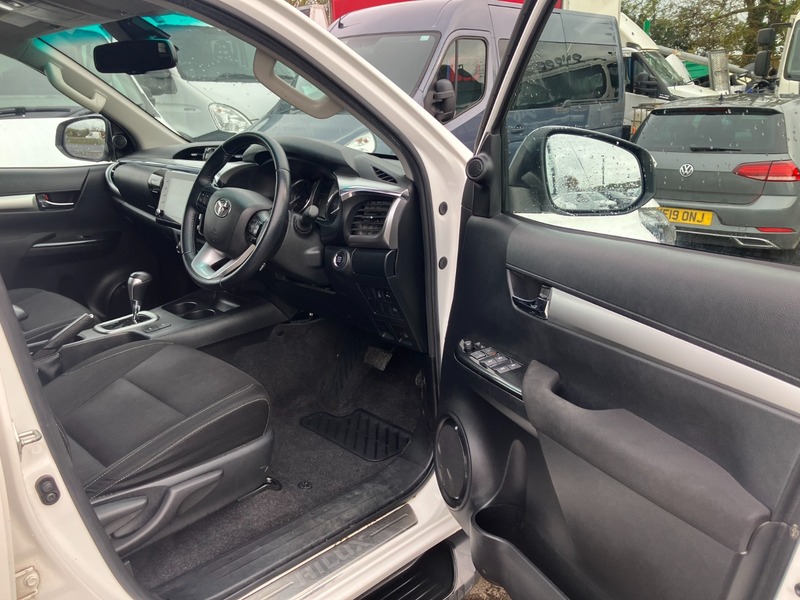 Used Toyota Hilux 2022 for sale - 76439680: Photo 5