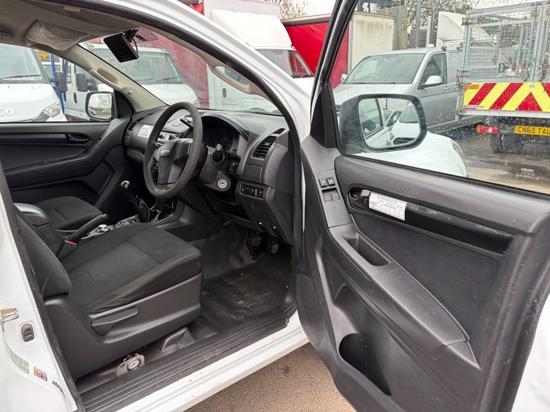 Used Isuzu D-Max 2017 for sale - 77920989: Photo 5