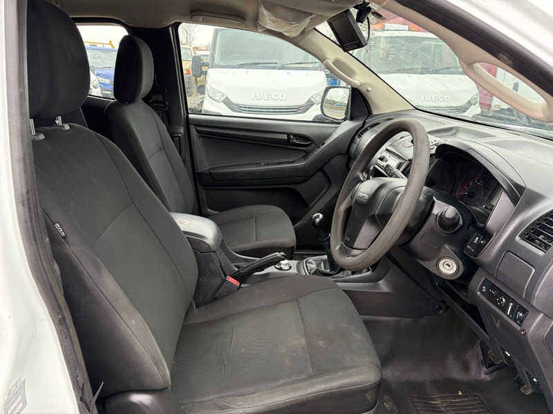 Used Isuzu D-Max 2017 for sale - 77920989: Photo 6