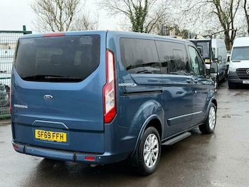 Used Ford Tourneo Custom 2019 for sale - 77494419: Photo