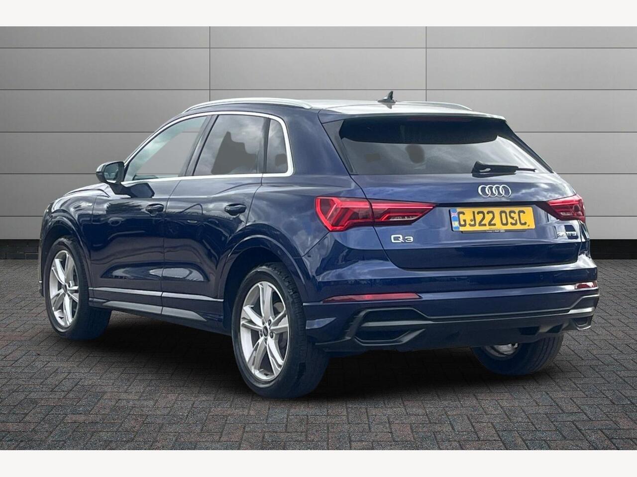 Used Audi Q3 2022 for sale - 76674858: Photo 3