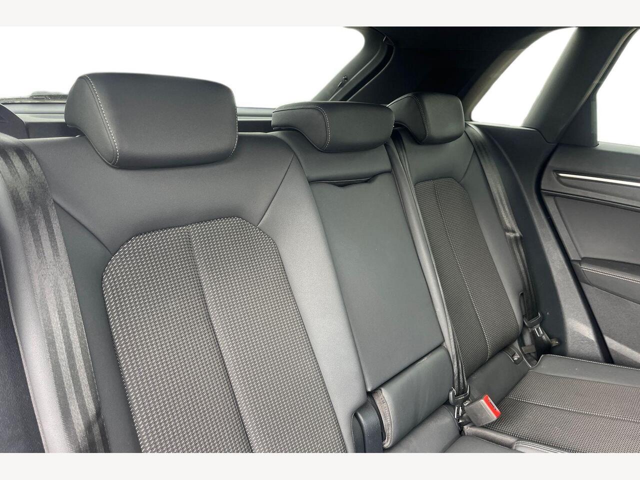 Used Audi Q3 2022 for sale - 76674858: Photo 8