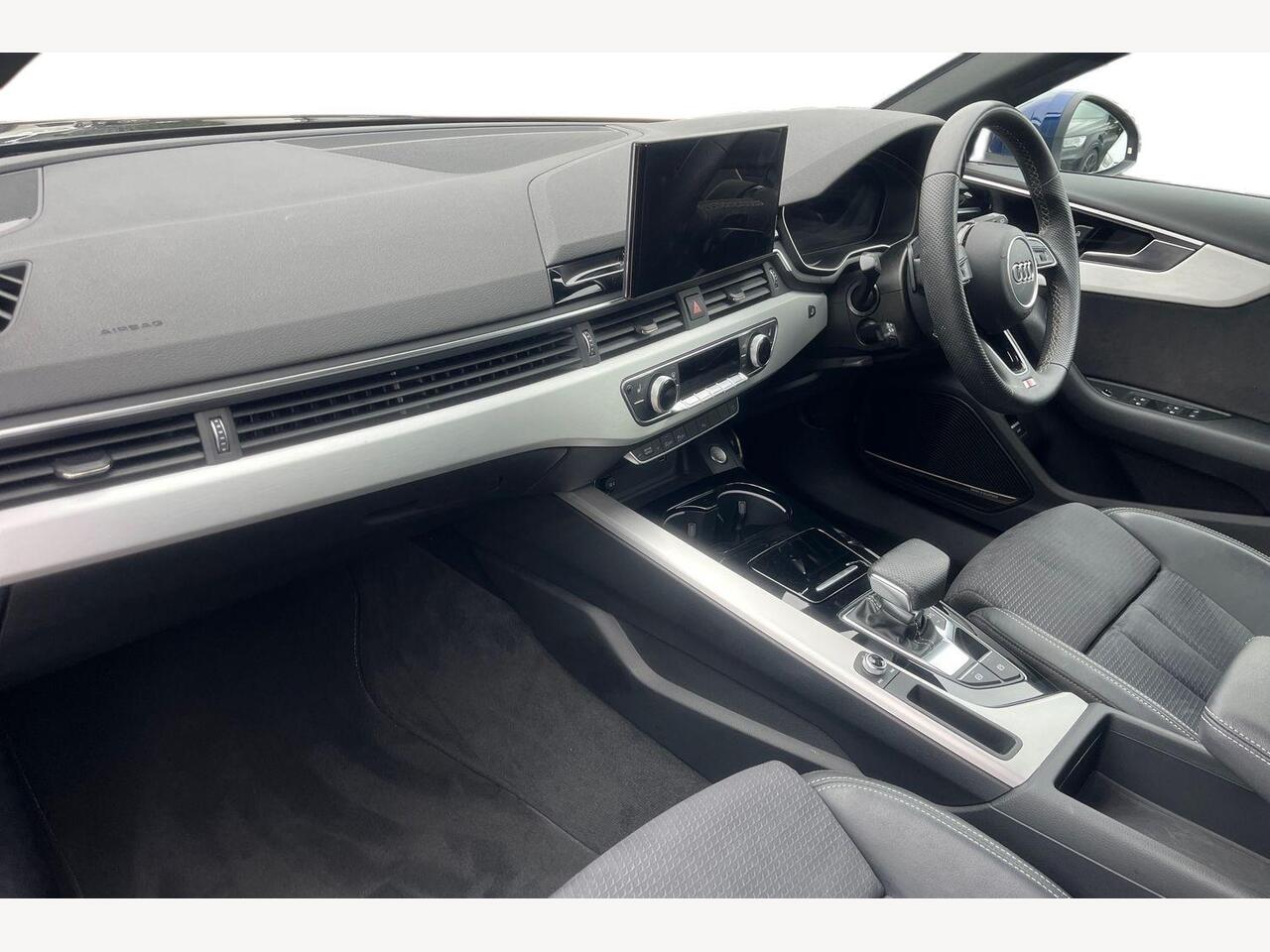 Used Audi A4 2022 for sale - 76674771: Photo 2