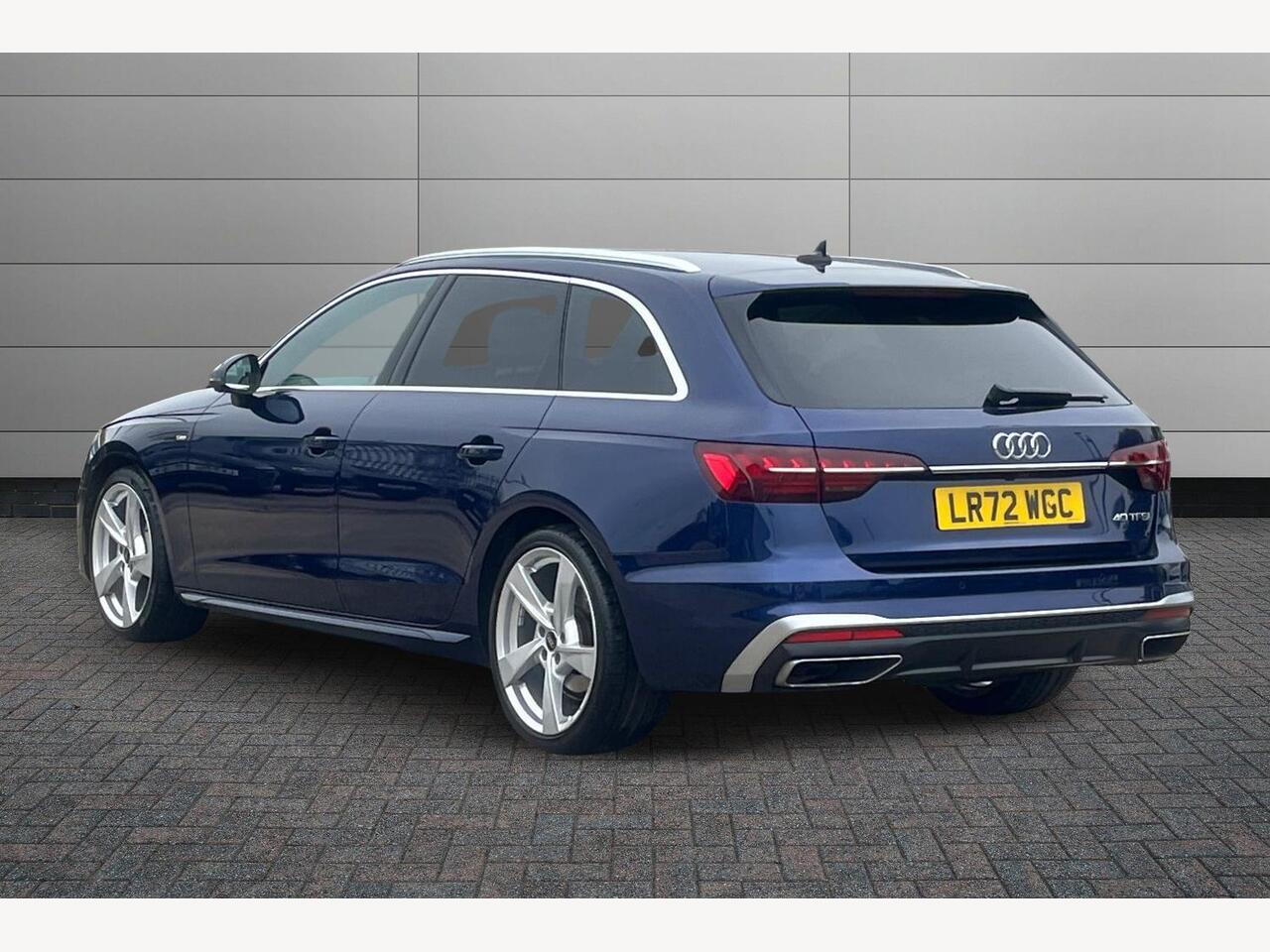 Used Audi A4 2022 for sale - 76674771: Photo 3
