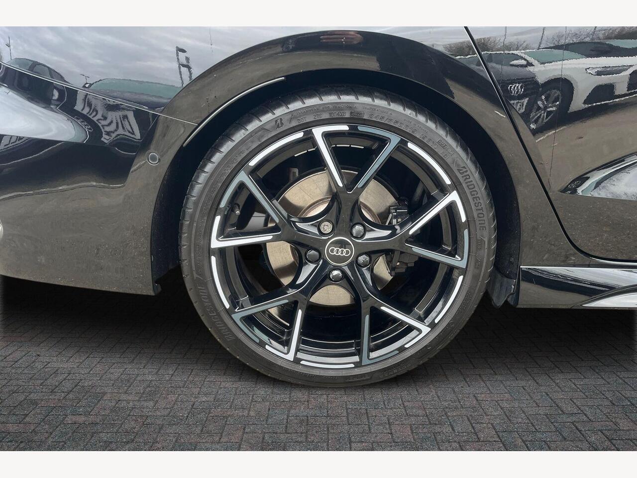 Used Audi RS3 2023 for sale - 76675681: Photo 5