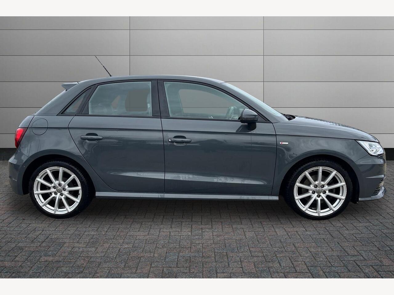 Used Audi A1 2018 for sale - 77627325: Photo 4