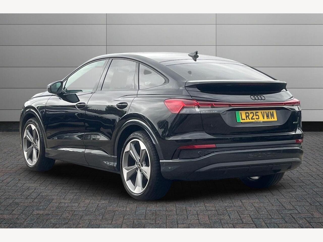 Used Audi Q4 e-tron 2025 for sale - 76680153: Photo 3