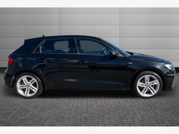 Used Audi A1 2019 for sale - 76231489: Photo