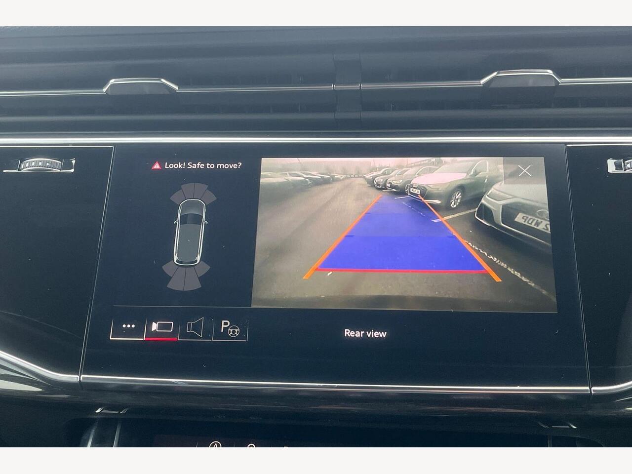 Used Audi Q7 2022 for sale - 77145490: Photo 17