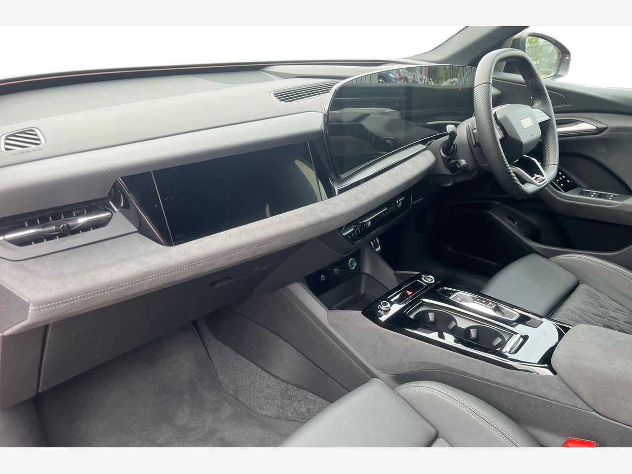 Used Audi Q6 e-tron 2025 for sale - 76680560: Photo 2