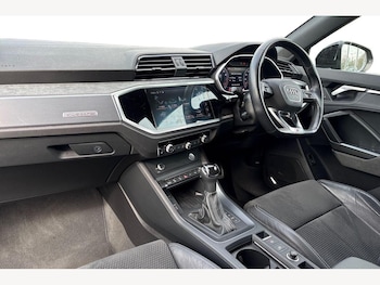 Used Audi Q3 2020 for sale - 77910968: Photo