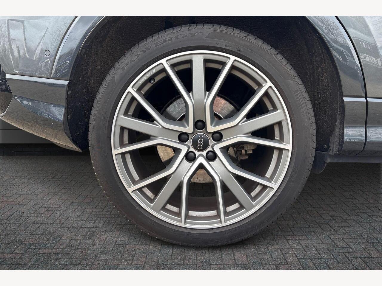 Used Audi Q3 2020 for sale - 77910968: Photo 5