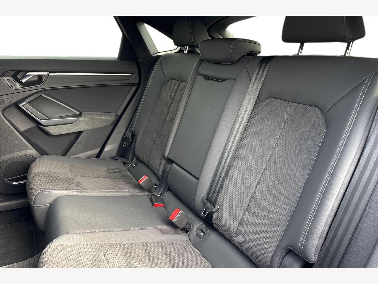 Used Audi Q3 2020 for sale - 77910968: Photo 8