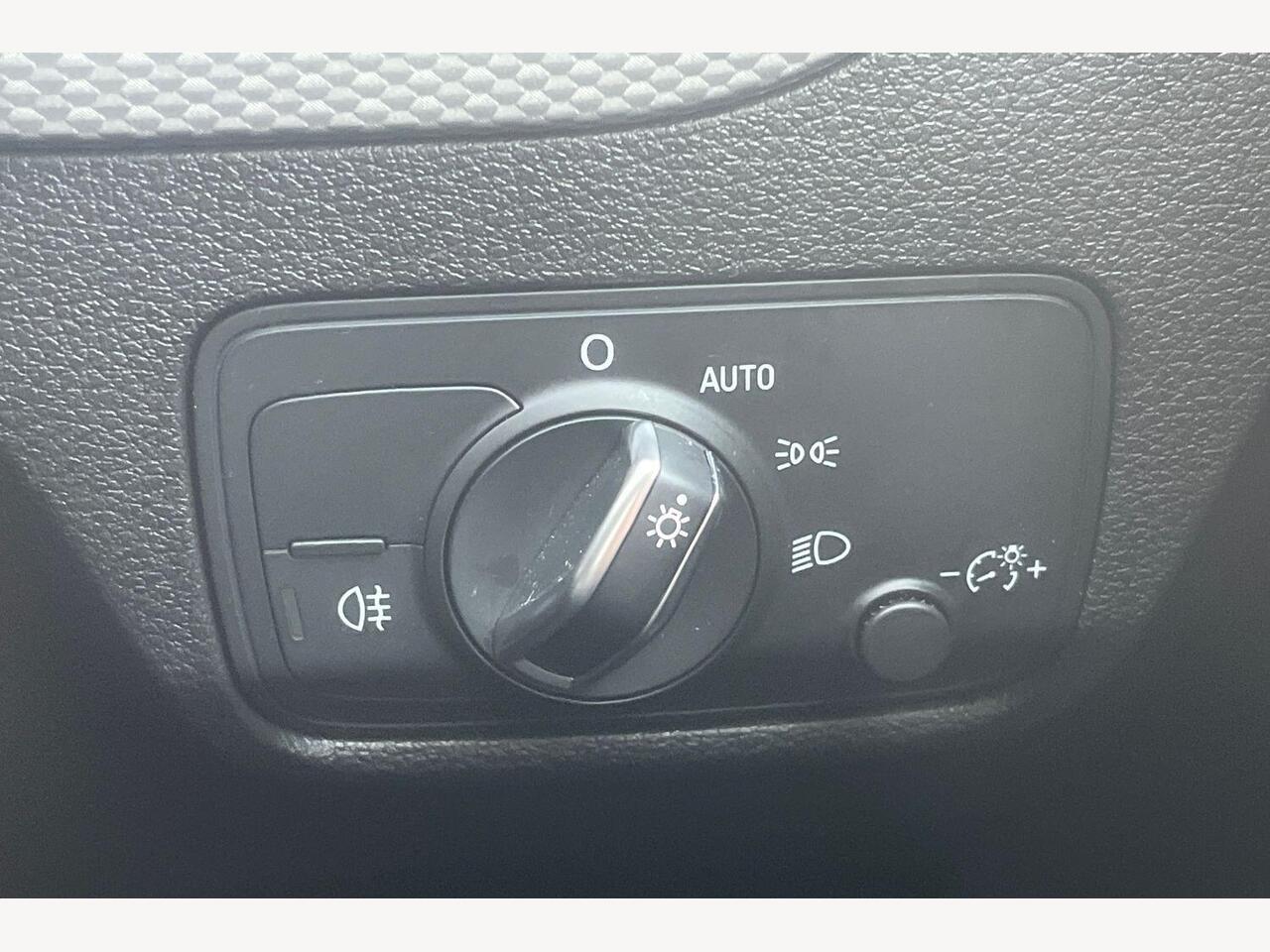 Used Audi Q2 2022 for sale - 76674645: Photo 13