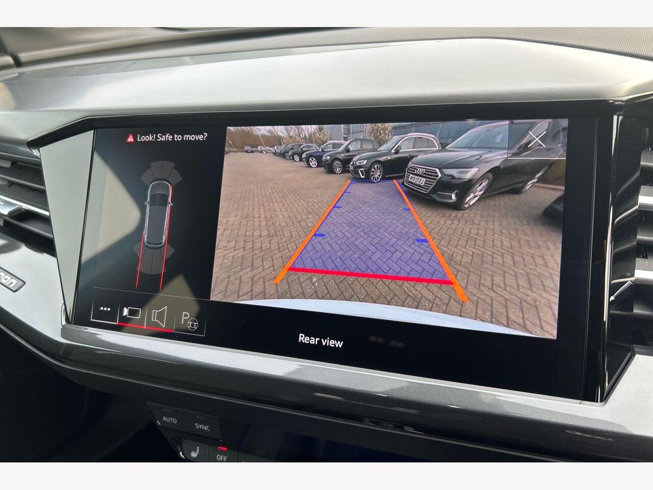 Used Audi Q4 e-tron 2022 for sale - 78005303: Photo 15